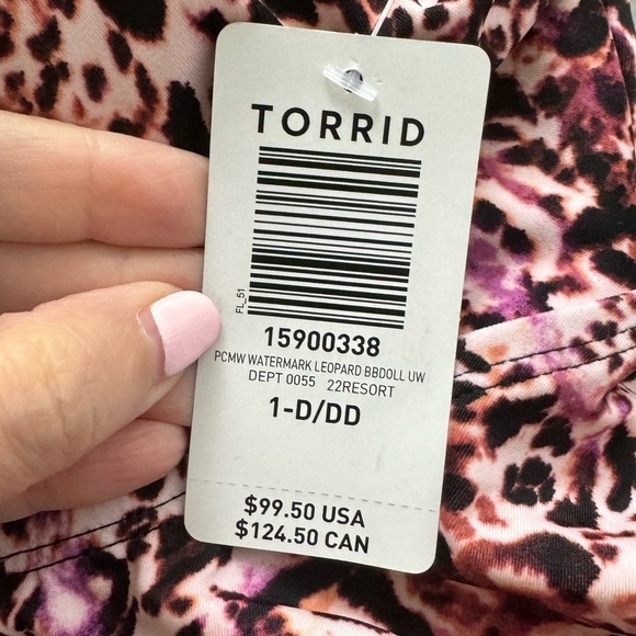 NWT Torrid Underwire Twist Front One Piece Swimsuit size 1X cup D/DD - Picture 8 of 8